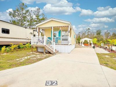 32 GRASSY LAKE CIRCLE