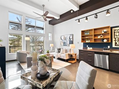 4422 Bagley Avenue N #216