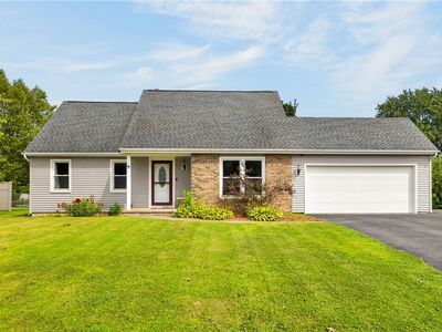 Property at 9 Newcomb Dr, Hilton, NY