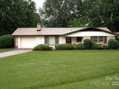 166 Tryon School Loop Rd