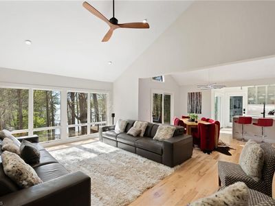 1955 Eastchester Dr Unit D