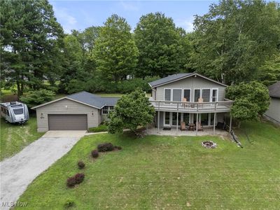 3874 Apple Valley Dr