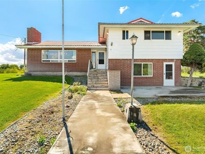 Property at 44 Grange Road, Brewster, WA