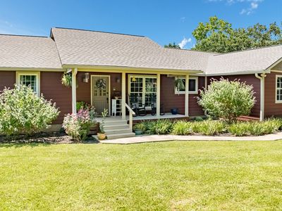 739 Rockford Creek Rd