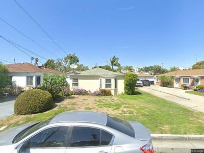 323 Elm Ave