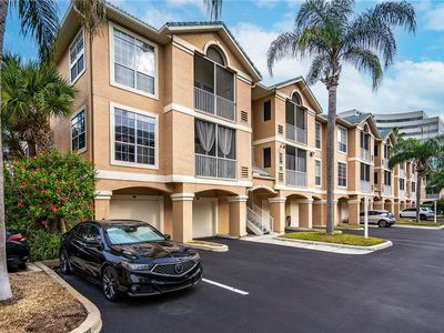 3205 Bay Club Cir #3205
