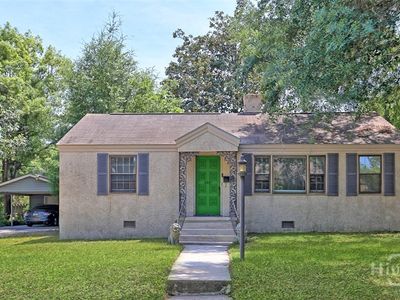 2337 E 40th Street