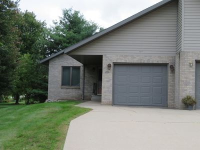 1617 Spruce Ct