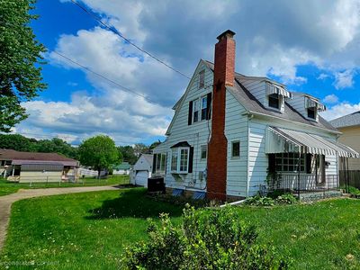 Property at 822 S Broad St, Lancaster, OH
