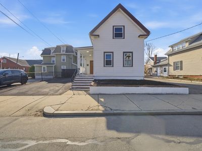 7 Pine St