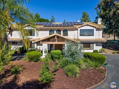 2412 Deland Dr