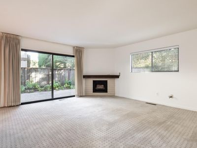 9500 Center St APT 5