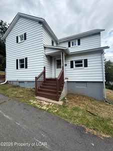 1699 W Main St
