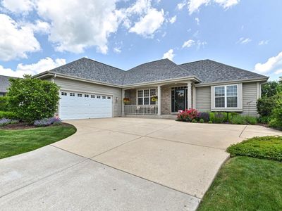 10356 South Rosemont LANE