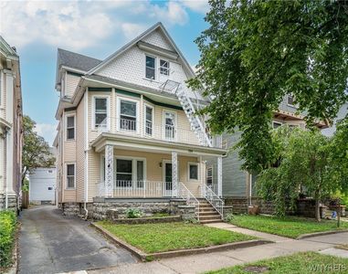 320 West Ave