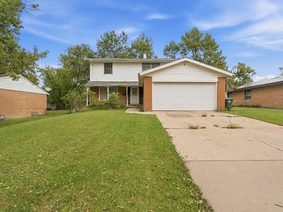 Property at 815 Blackhawk Dr, University Park, IL