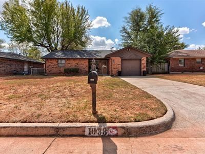 1038 W Griggs Way