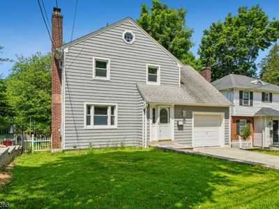 29 Laurel Ave