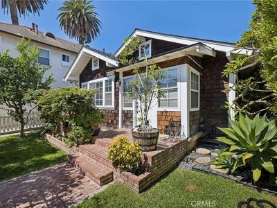 107 Bennett Ave