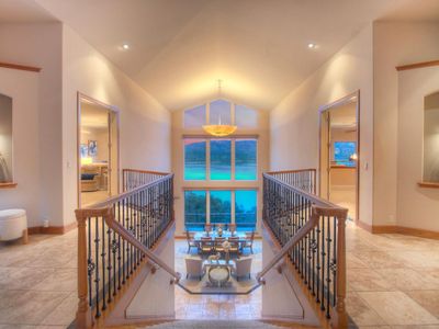 3797 Mountainview Dr