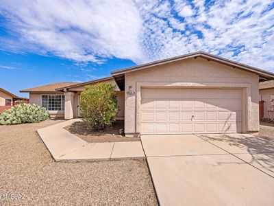 9641 E Blanding Ln