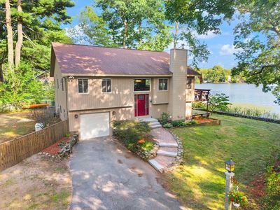 4 Minot Ave
