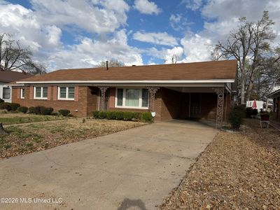 720 Central St