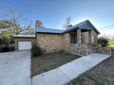 619 Howard Ave