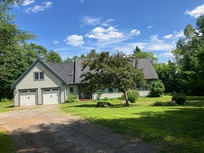15 Castaway Drive