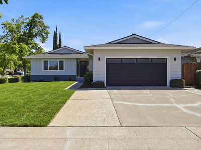 902 Camellia Way