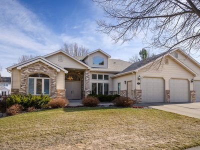 1864 Contessa Dr