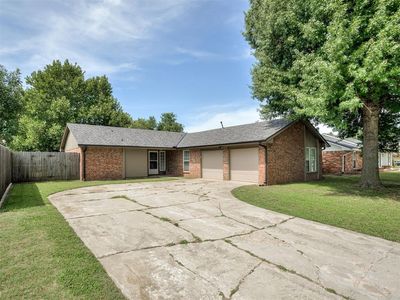 3216 Greenwood Dr