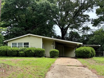 3871 Sherwood Dr