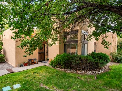 10221 Las Casitas St NE