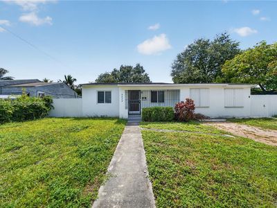 9828 NW 26th Ave
