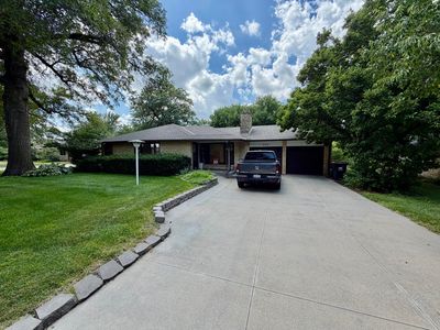 435 S Cotner Blvd