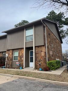 7012 Lakeshore Dr