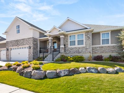 528 W Autumn Hills Blvd
