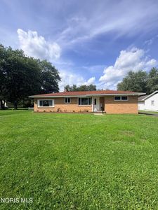 5866 Globe Ave