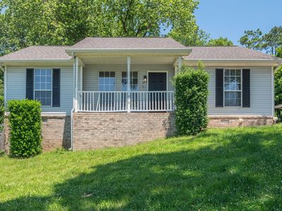 870 Reeves Rd