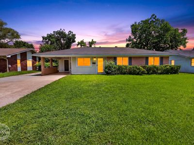 2423 Belmont Blvd