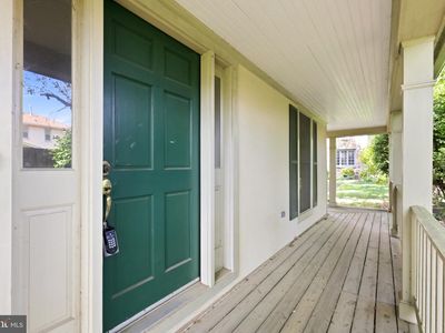 4 Linden Hill Way SW