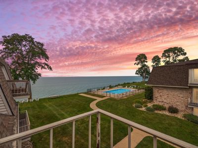 3622 Lakeshore Dr APT G12