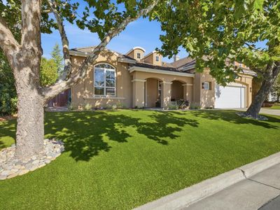 5 Copper Hill Way
