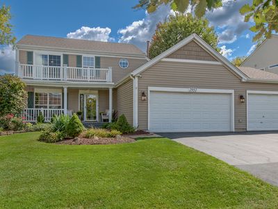 2952 Deerpath Ln