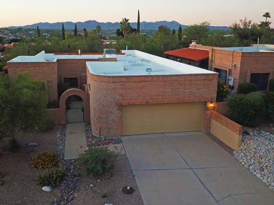 1885 W Hickory Hollow Ln