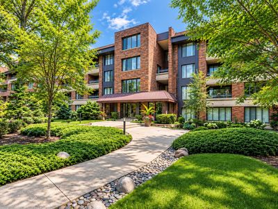 1401 Burr Oak Rd APT 303B