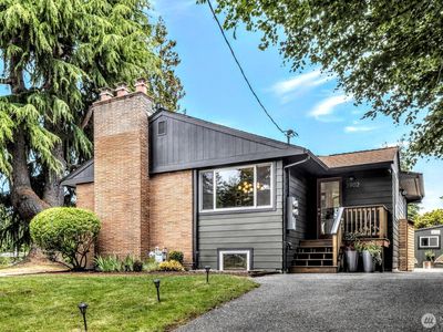 3802 NE 90th Street