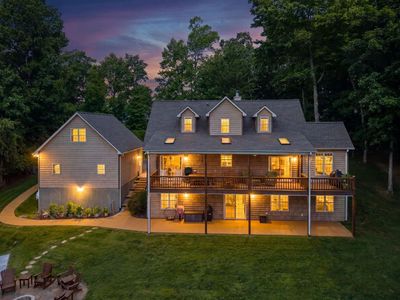 194 Lakeview Dr