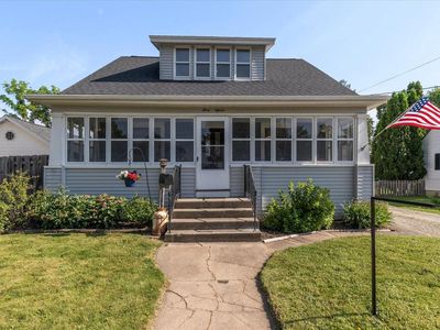 315 ROBBINS STREET